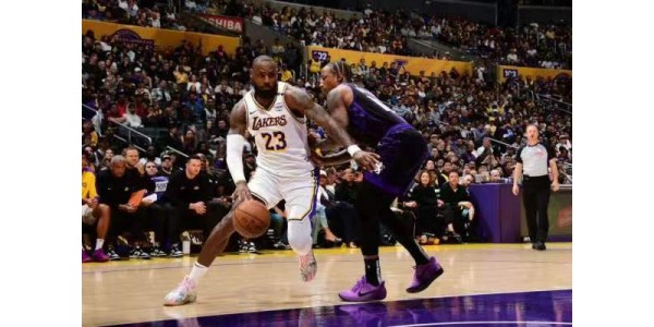 NBA ordinære sæson starter, Lakers vinder tre sejre i træk
